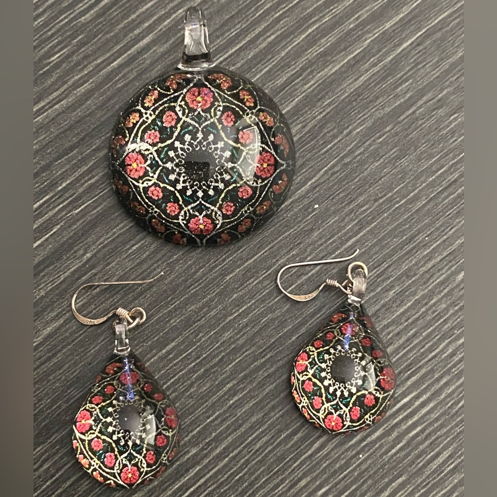 Handcrafted Black Floral Glass Pendant Necklace and Earrings Set with 925 post